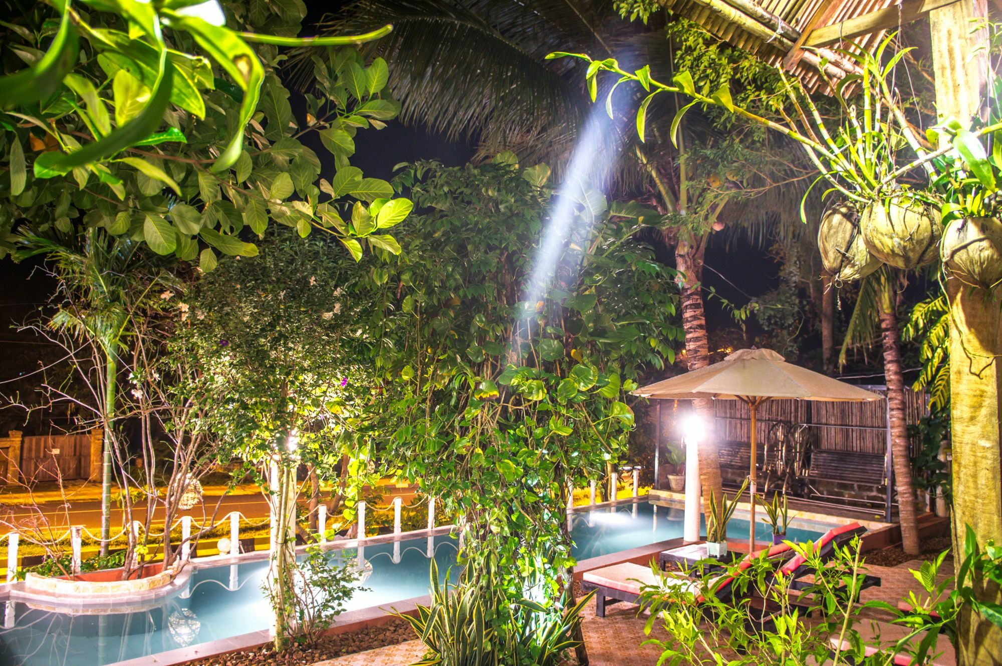 Tropical Hill Kep Cambodia Hotel Exterior foto
